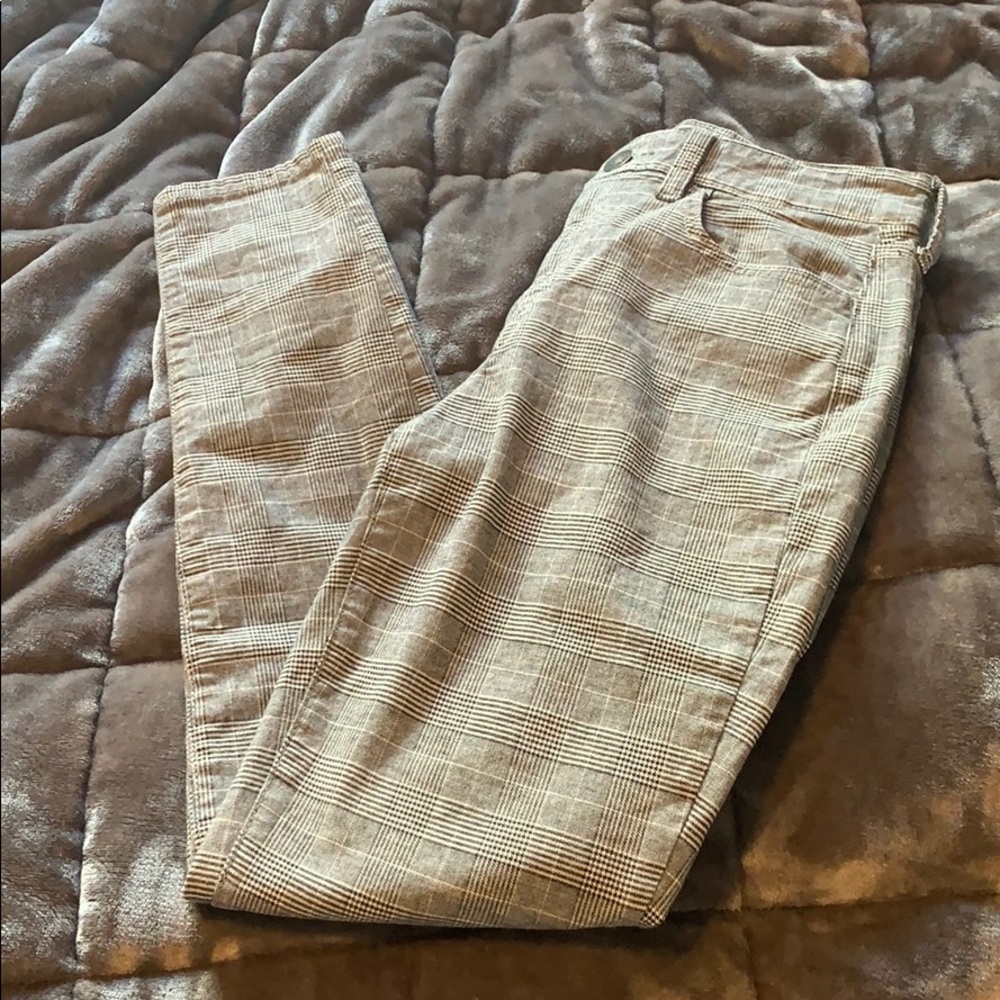 American Eagle High-Rise Jegging